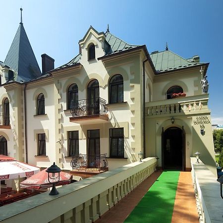 Pensjonat Zamek Derslawa Busko-Zdrój Εξωτερικό φωτογραφία