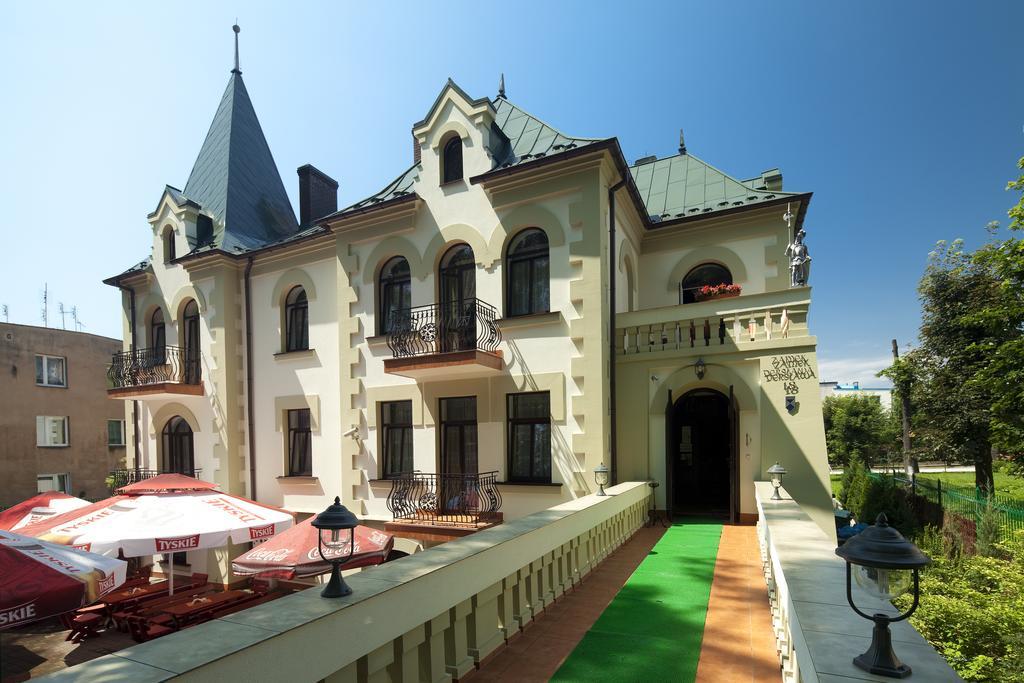 Pensjonat Zamek Derslawa Busko-Zdrój Εξωτερικό φωτογραφία